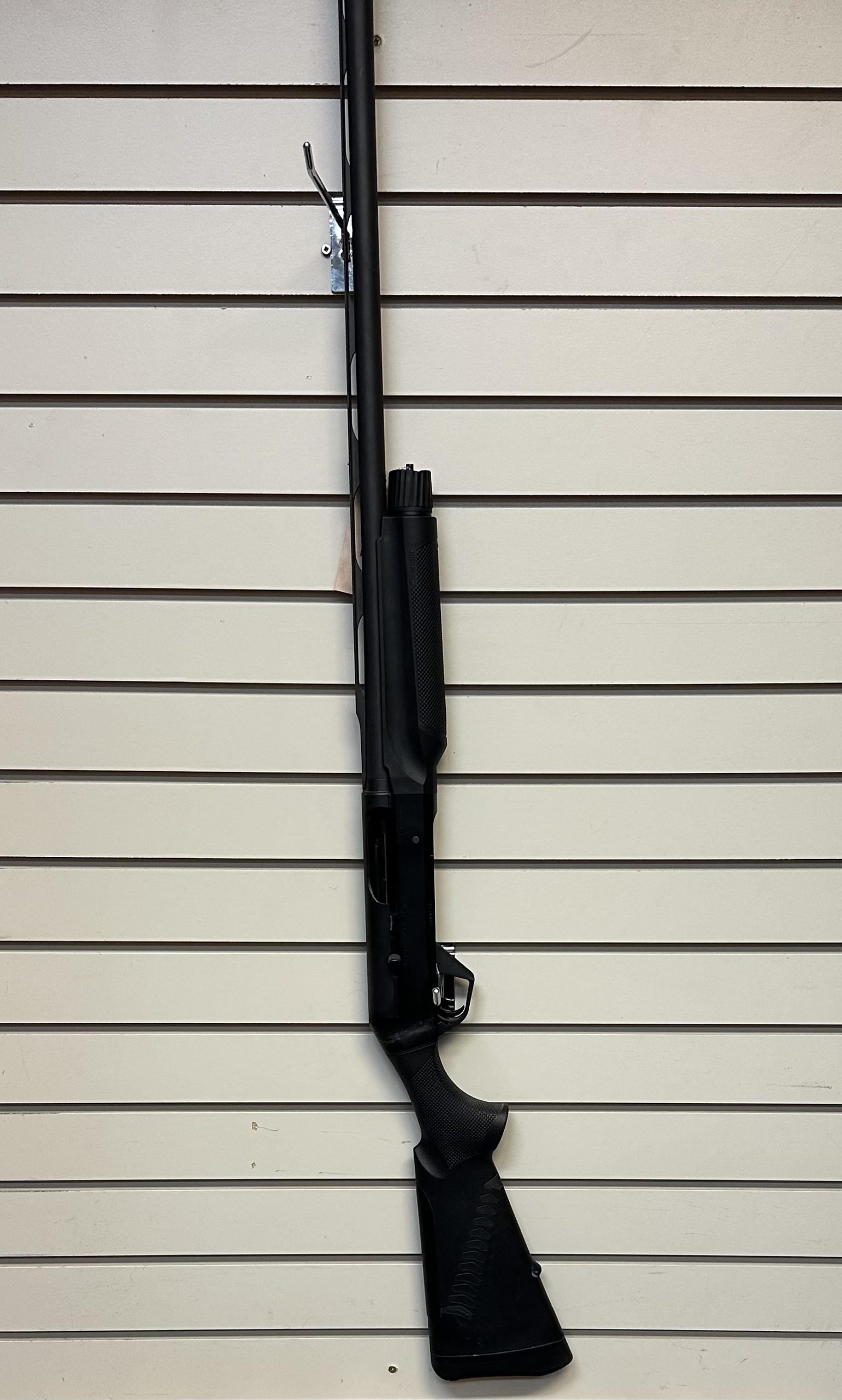 BENELLI SBE 2 - USED SHOTGUN 