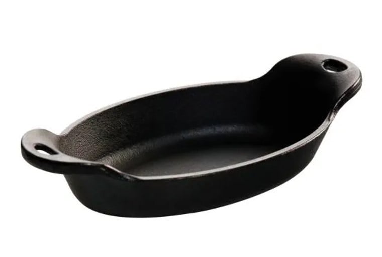 LODGE CAST IRON 1L OVAL CAST IRON 