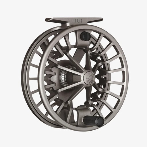 REDINGTON RUN REEL - 3/4 - BLACK OR SAND