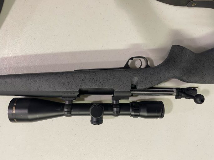 USED - WEATHERBY MARK V 300 WBY  - Image 3
