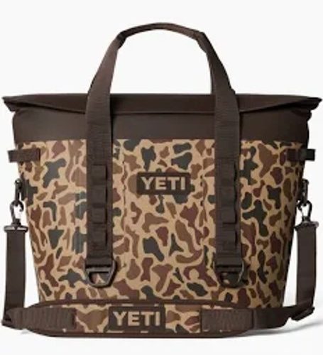 YETI M30 TOTE SOFT COOLER - WETLANDS CAMO