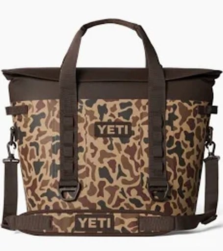 YETI M30 TOTE SOFT COOLER - WETLANDS CAMO